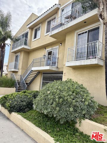 1221 Seward St #205, Los Angeles, CA 90038