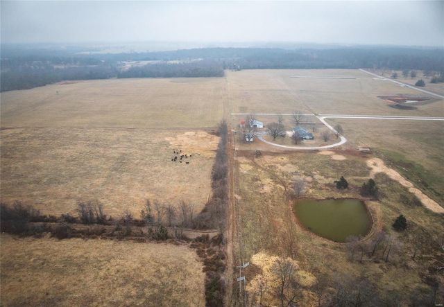 2749 W  Farm Road 56, Springfield, MO 65803