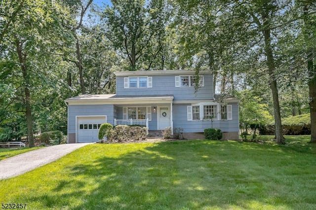 28 Chicasaw Dr, Oakland, NJ 07436