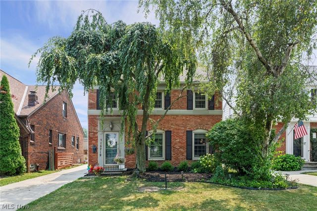 15719 Fernway Ave, Cleveland, OH 44111