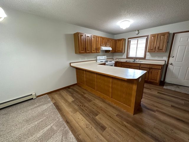 127 Stuttgart Dr #1, Bismarck, ND 58504