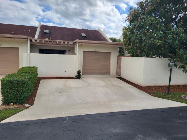 21765 Contado Rd, Boca Raton, FL 33433