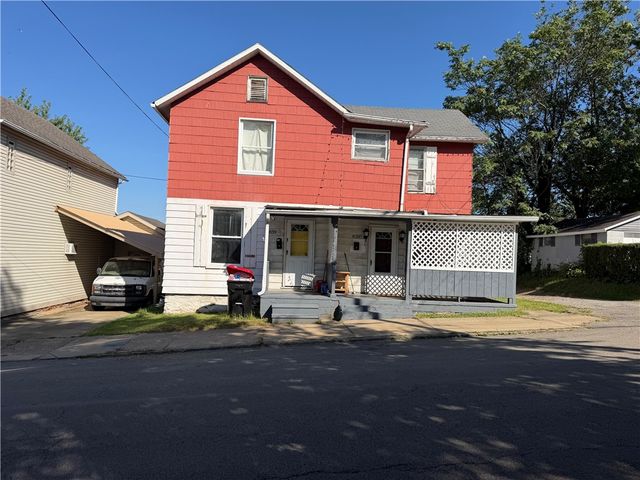 839 Morton St, New Castle, PA 16101