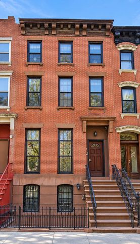 600 Franklin Ave #3, Brooklyn, NY 11238