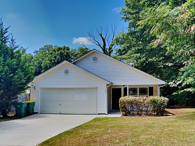 4761 Tuong Yen Ct, Forest Park, GA 30297