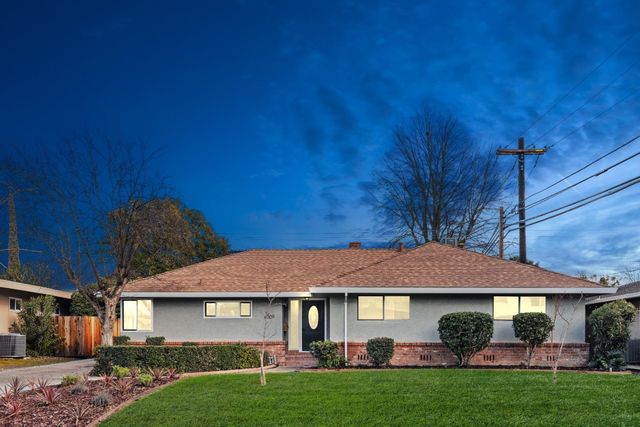 6009 Holstein Way, Sacramento, CA 95822