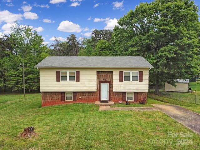 1339 Concord St, Shelby, NC 28150