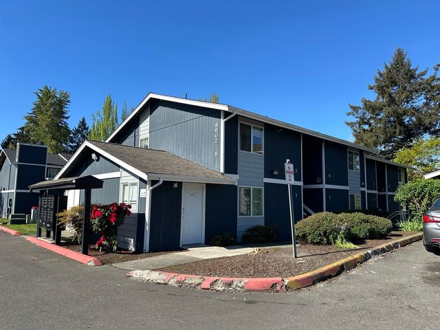 8602 S  C St #D6, Tacoma, WA 98444