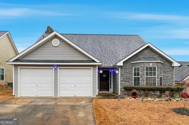 20 Ivans Cir, Covington, GA 30016
