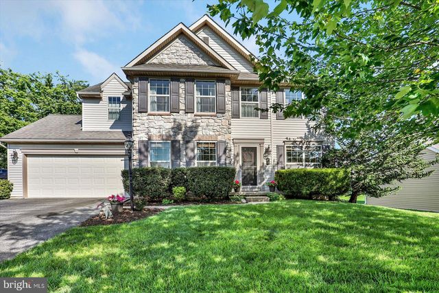 64 S  3rd St, New Freedom, PA 17349