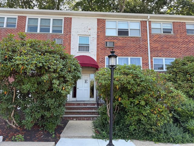 11 Bedford Avenue APT E4, Norwalk, CT 06850