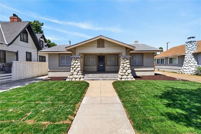 4391 Highland Pl, Riverside, CA 92506