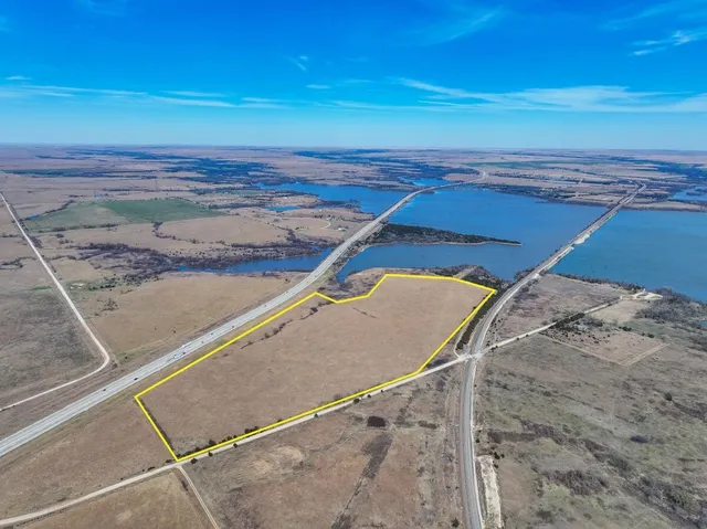 NE Wildlife Ln, El Dorado, KS 67042