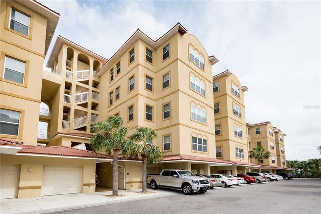 636 Wells Ct #501, Clearwater, FL 33756