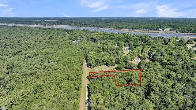 Shadow Pond Rd, Johns Island, SC 29455