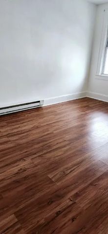 46 Holly St #2, Carteret, NJ 07008
