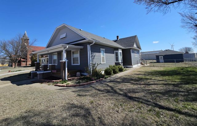 104 S  Main St, Spearville, KS 67876