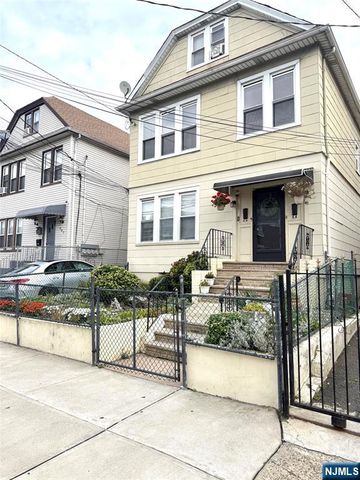413 E  26th St, Paterson, NJ 07514