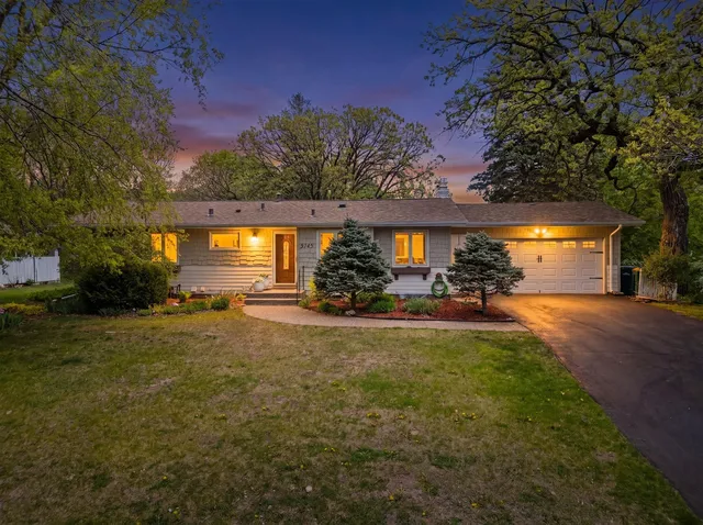 9149 Upton Ave S, Bloomington, MN 55431
