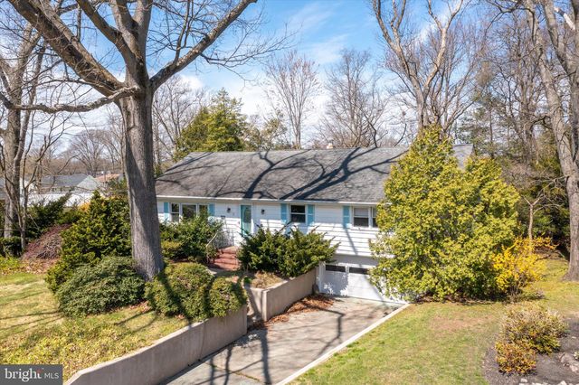 14 Brampton Way, Hamilton, NJ 08690