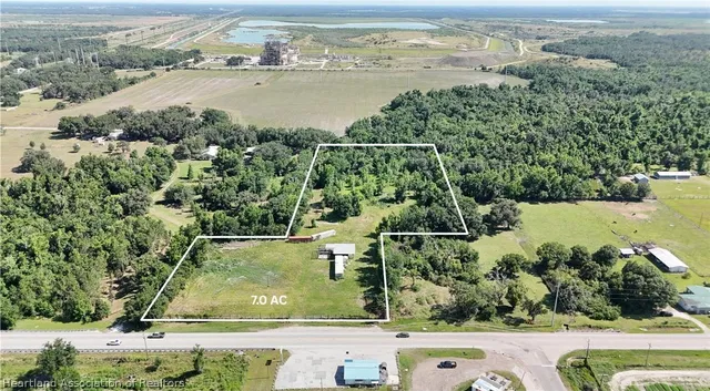 4635 State Road 62, Bowling Green, FL 33834
