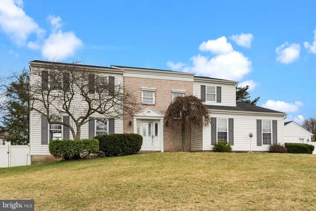 2033 Valley View Way, Lansdale, PA 19446