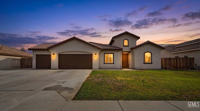 4500 Coal Rock Ct, Bakersfield, CA 93313
