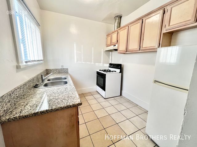 324 E  Esther St #07, Long Beach, CA 90813