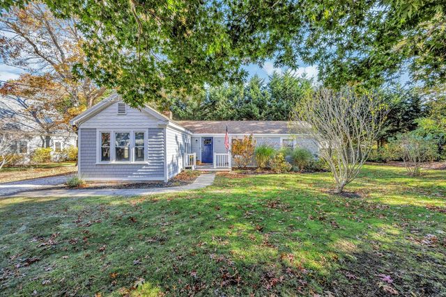 576 Strawberry Hill Road, Centerville, MA 02632