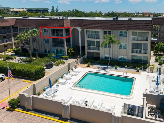 101 Park Blvd S #307, Venice, FL 34285