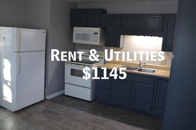 3033 State St NW #2, Uniontown, OH 44685