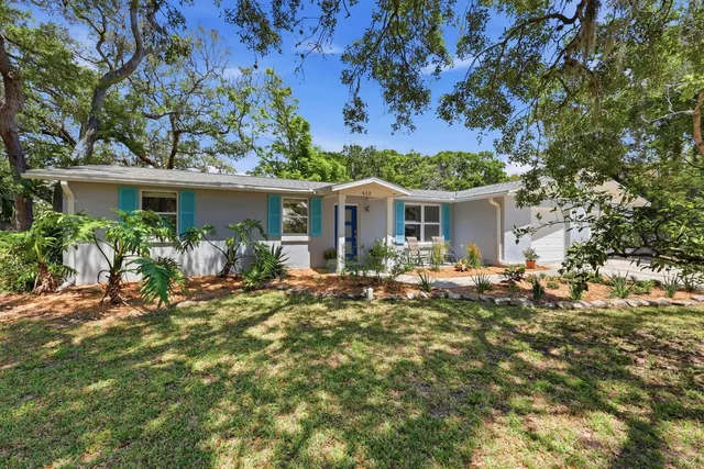 612 Poinsettia St, Saint Augustine, FL 32080