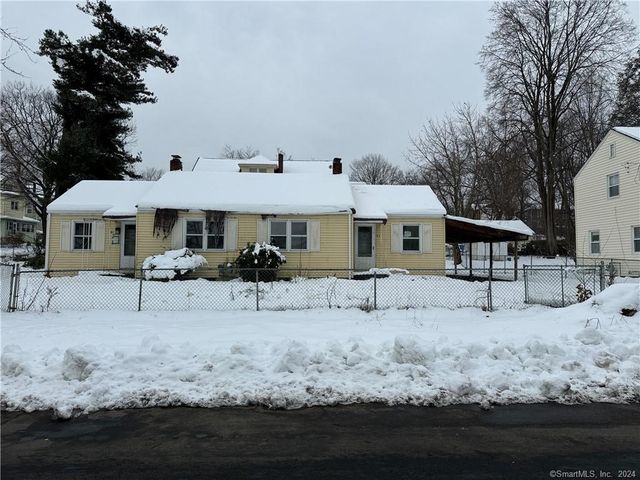 61 Lebanon St, Hartford, CT 06112