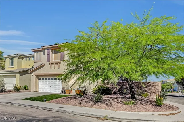 10727 Palliser Bay Dr, Las Vegas, NV 89141