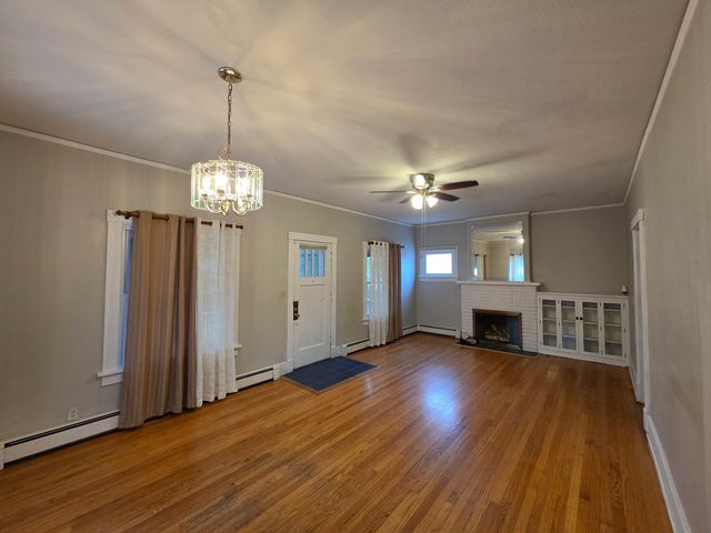 21 S  34th St, Colorado Springs, CO 80904