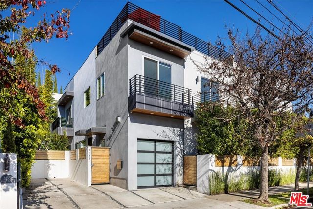 8149 W  Waring Ave, Los Angeles, CA 90046