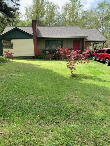 927 Leonard St, Camden, AR 71701