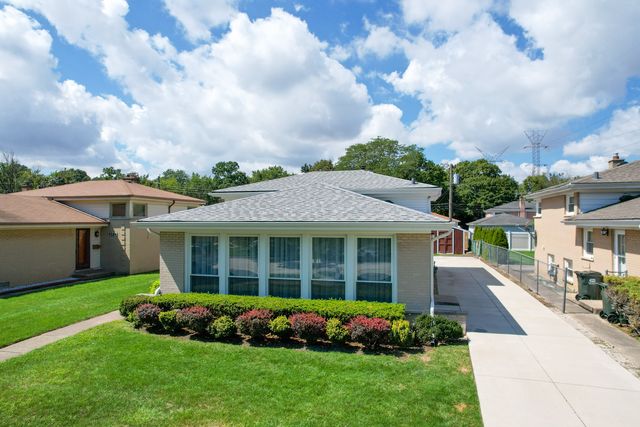 9310 Mason Ave, Morton Grove, IL 60053