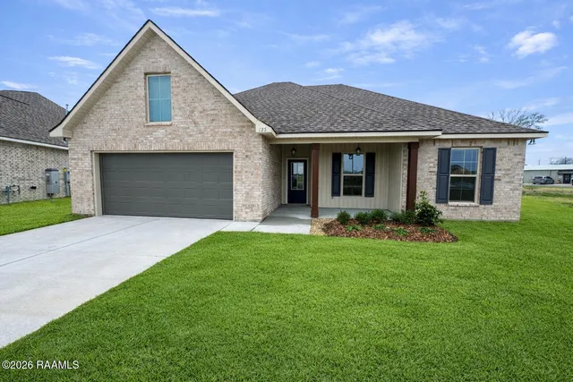 125 Harper Dr, Maurice, LA 70555