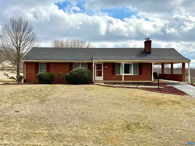 111 Partridge Pl, Madison Heights, VA 24572