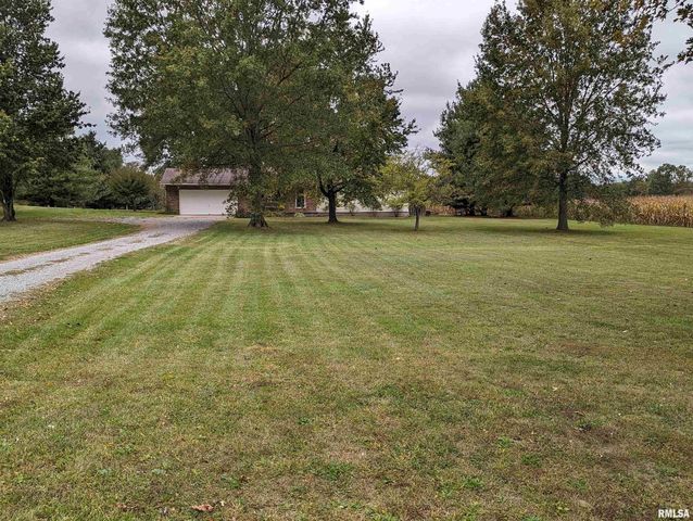 5431 Wards Mill Rd, Marion, IL 62959
