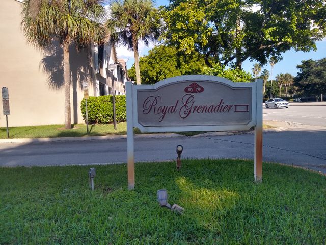 9665 Riverside Dr #I1, Coral Springs, FL 33071