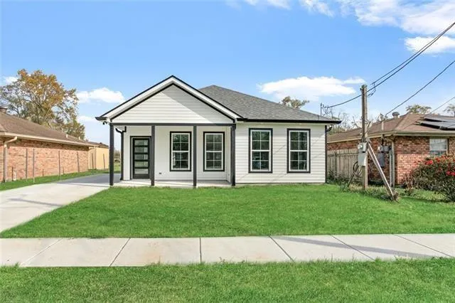 1409 Green St, Saint Bernard, LA 70085