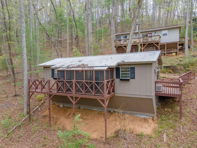 188 Forest Cove Rd, Franklin, NC 28734