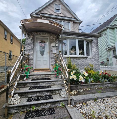 111 140th St, Jamaica, NY 11435