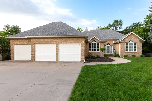 1631 Jonathan Dr, Fort Dodge, IA 50501