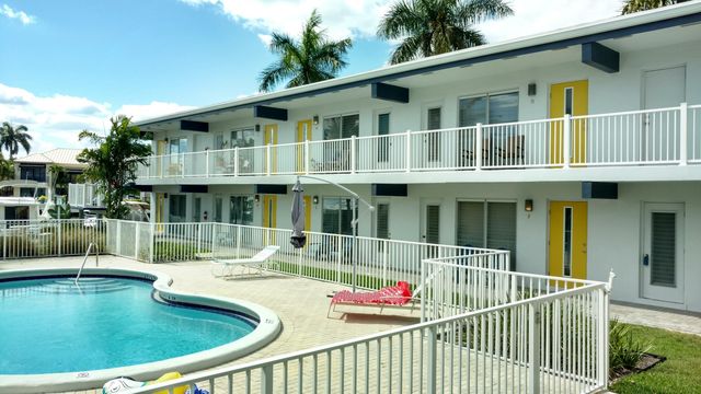 1354 Bayview Dr #E, Fort Lauderdale, FL 33304