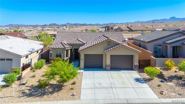 2665 Kingman Dr, Bullhead City, AZ 86429