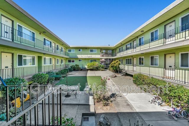 5550 Central Ave  #1, El Cerrito, CA 94530