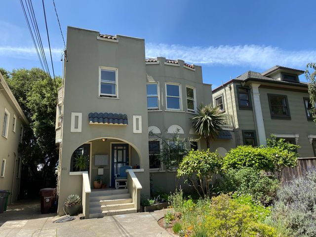 411 Hudson St #4, Oakland, CA 94618